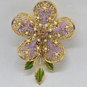 Vintage Floral Enamel Pearl Brooch lavender Gold-tone 2 1/2 inches